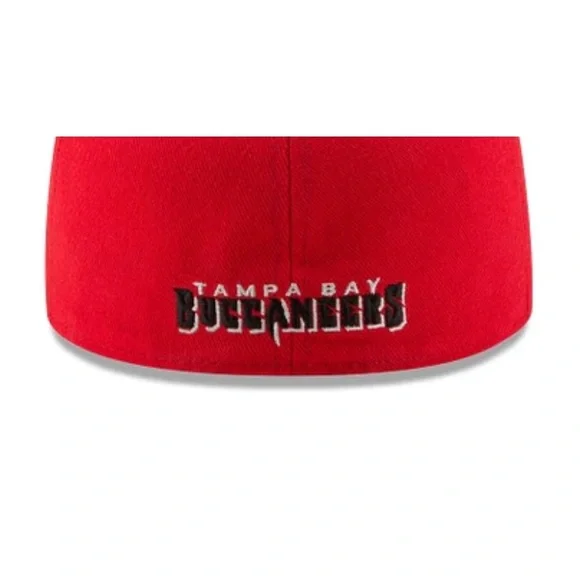 BRAND NEW New Era NFL Tampa Bay Buccaneers Cap Size 7 1/2 fitted RARE! - Picture 4 of 6